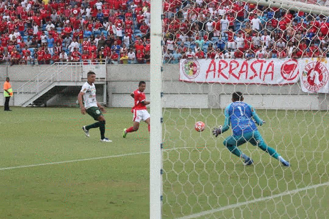 (VÍDEO) Assista aos gols que deram a primeira colocação ao América