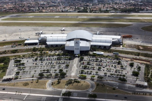 Leilões de concessão de aeroportos renderão R$ 3,5 bi, diz Bolsonaro