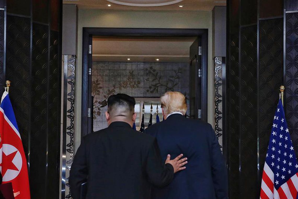 Trump e Kim Jong-un se reúnem no Vietnã