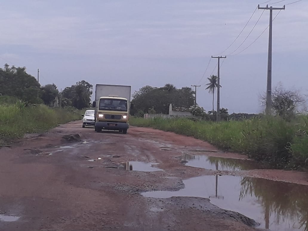 RN-160 acumula buracos e se transforma em risco para motoristas