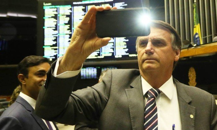 Líderes pedem a Bolsonaro para ser “garoto propaganda” da reforma da Previdência