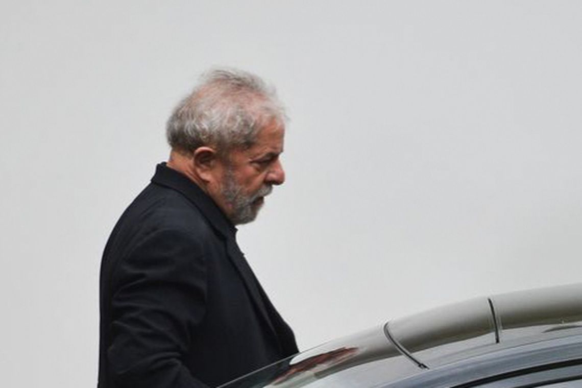 Lula pede à Justiça para comparecer a velório do neto