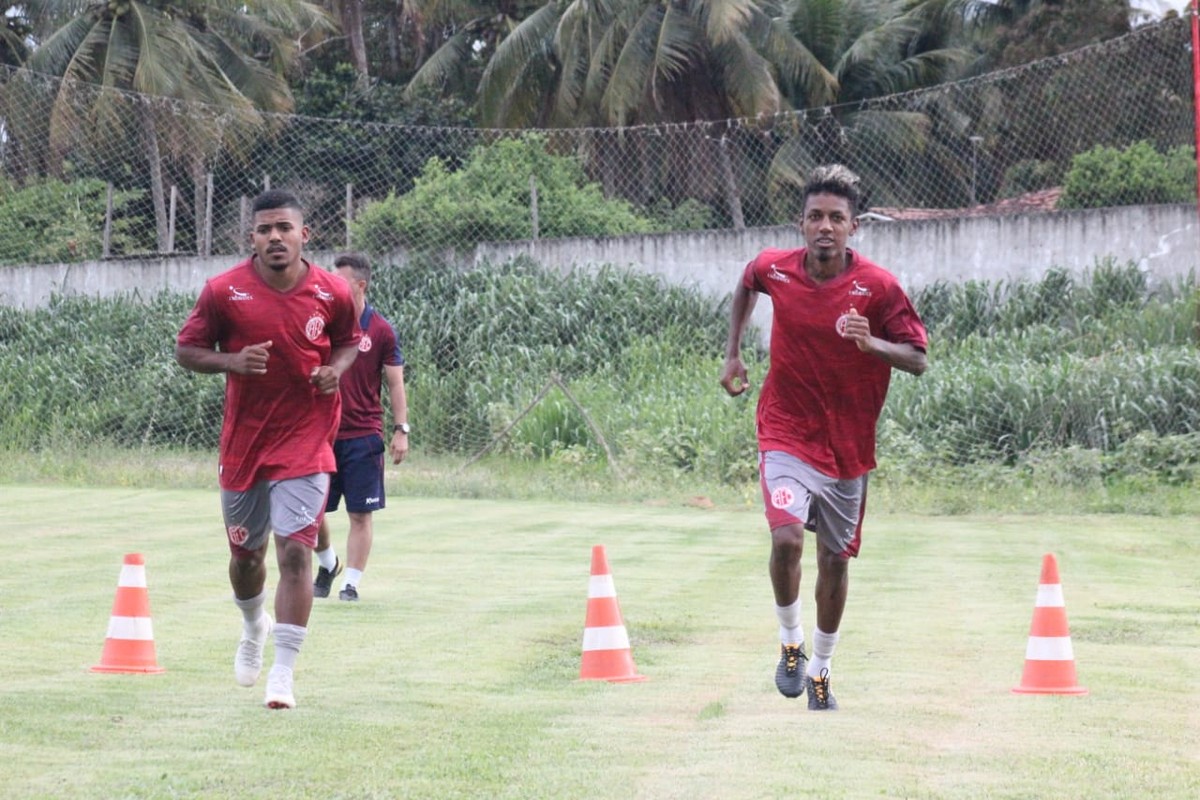 (VÍDEO) Assista a entrevista concedida por Roger Gaúcho, reforço do América-RN