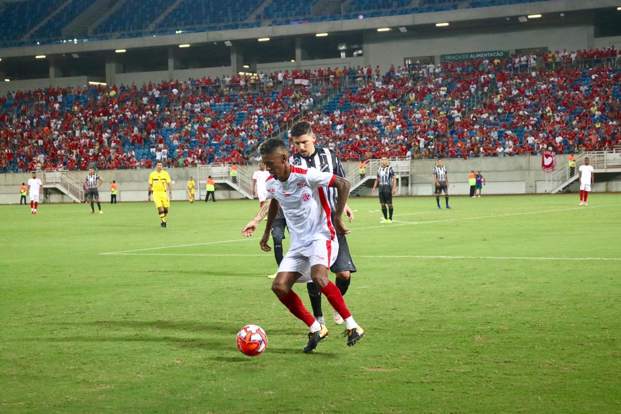 No terceiro Clássico Rei do ano, América faz 3 a 0 no ABC e assume liderança