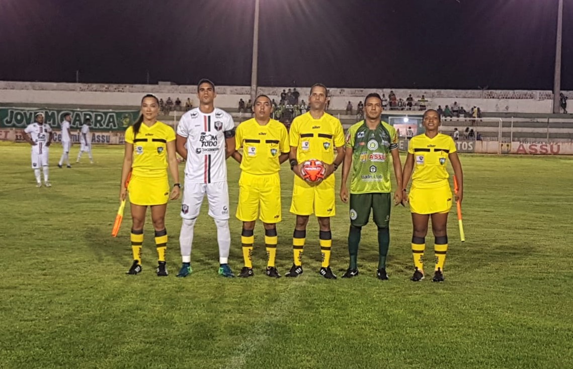 Santa Cruz vence Assu e conquista primeira vitória na Copa RN