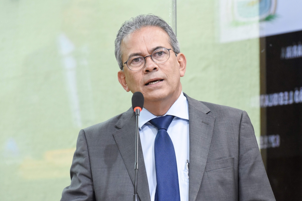 Com passagens mais caras do país, deputado questiona incentivo a aéreas no RN
