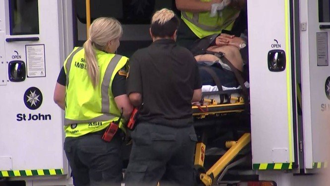 Ataques a tiros em mesquitas deixa 49 mortos e 48 feridos na Nova Zelândia