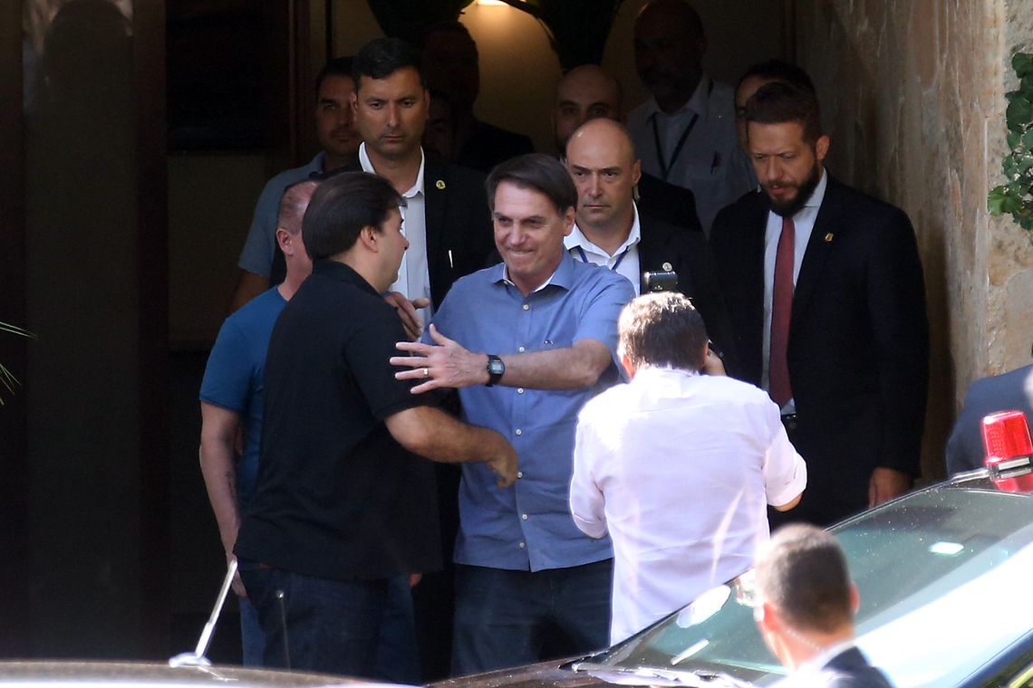 Em churrasco, Maia recebe Bolsonaro, Toffoli e Alcolumbre