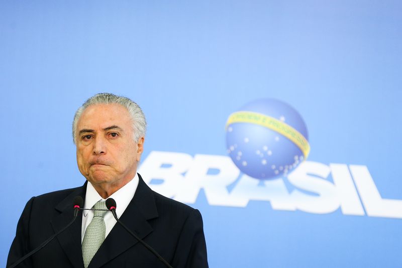 Temer fica em silêncio durante interrogatório na Polícia Federal