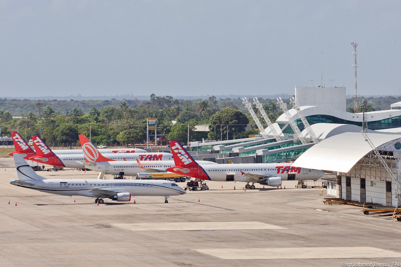 Senador pede abertura de inquérito para investigar preço de tarifas aéreas no RN