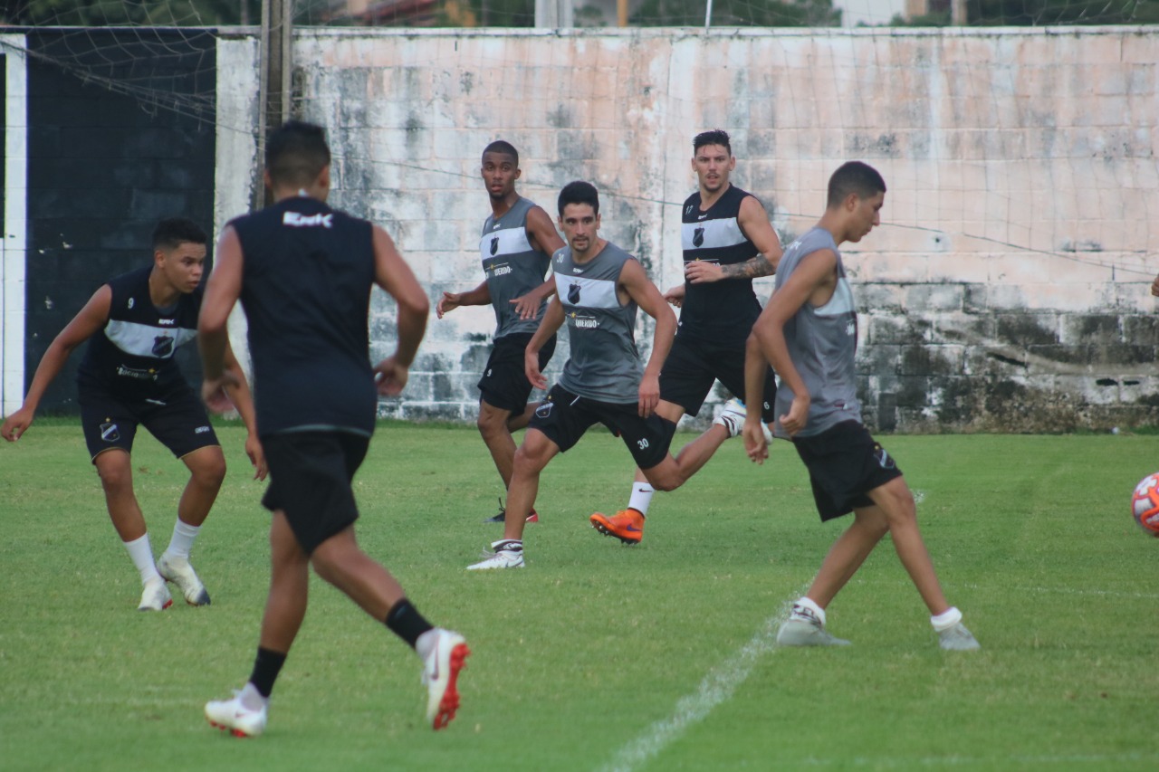 ABC enfrenta Vitória/BA neste sábado pela Copa do Nordeste