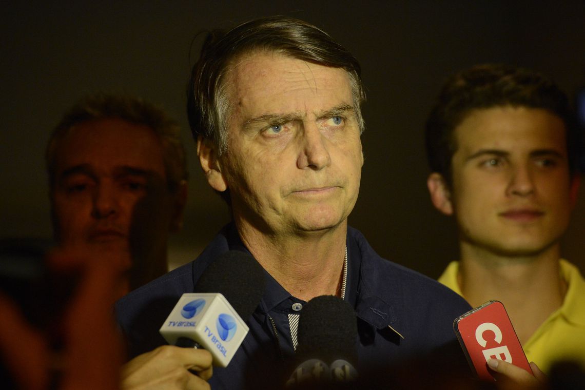 Cobrança da dívida pública pode recuperar R$ 4 bilhões, diz Bolsonaro