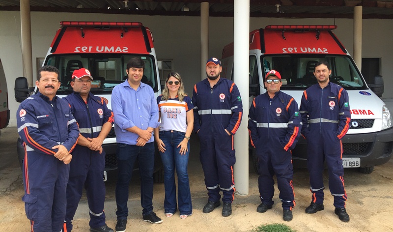 Base do SAMU Currais Novos recebe duas novas ambulâncias