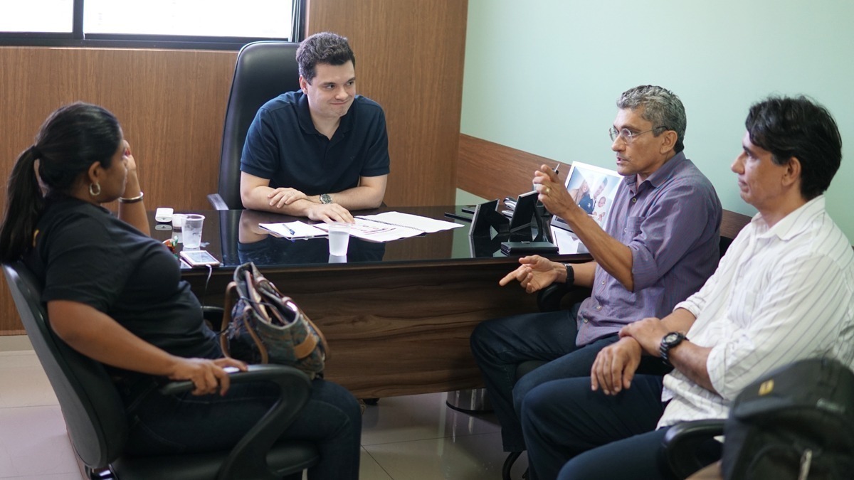 Walter Alves recebe Sinpef e UPB para debater reforma da previdência