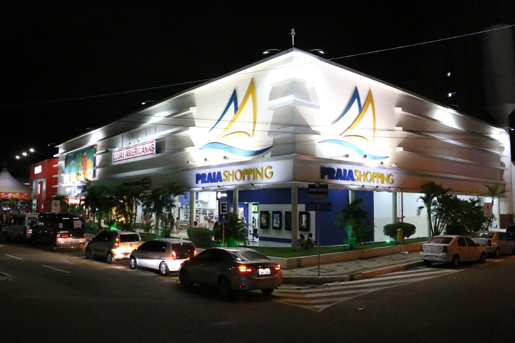 Praia Shopping apaga as luzes da fachada na Hora do Planeta