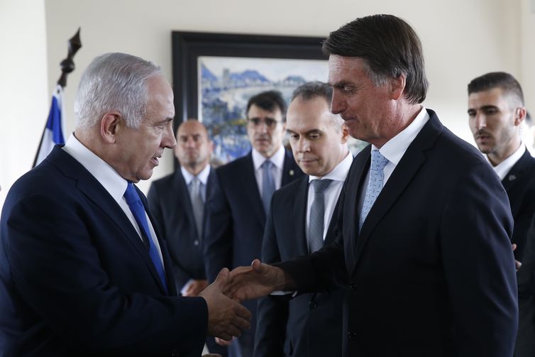 Bolsonaro embarca para Israel onde fará visita oficial de três dias