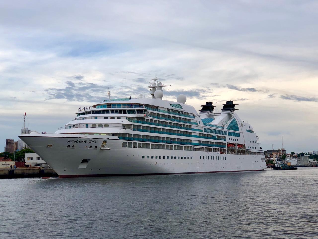 Cruzeiro Seabourn Quest atracou no Porto de Natal neste sábado