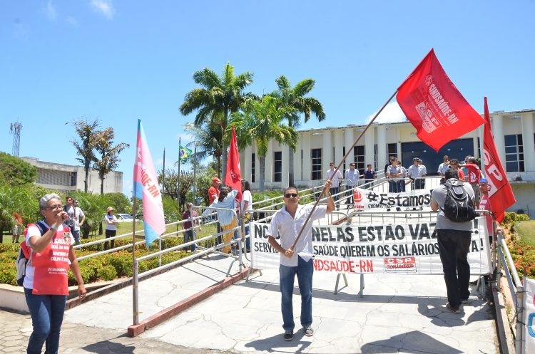 Sindsaúde pede na Justiça que Estado convoque aprovados do último concurso