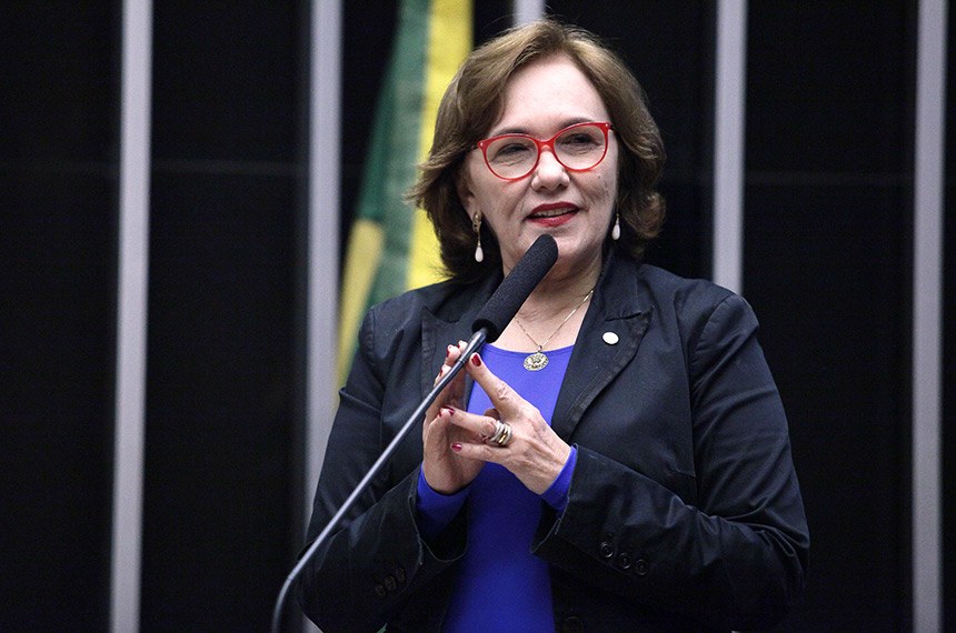 Zenaide reclama de critérios adotados por bancada do RN para cortes de emendas