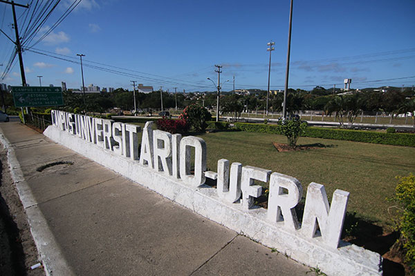 Inscrições para concurso da UFRN começam hoje;  salários chegam a R$ 4,180,66