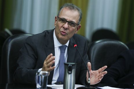 Governo vai rever monopólio da Petrobras no setor de gás, diz ministro