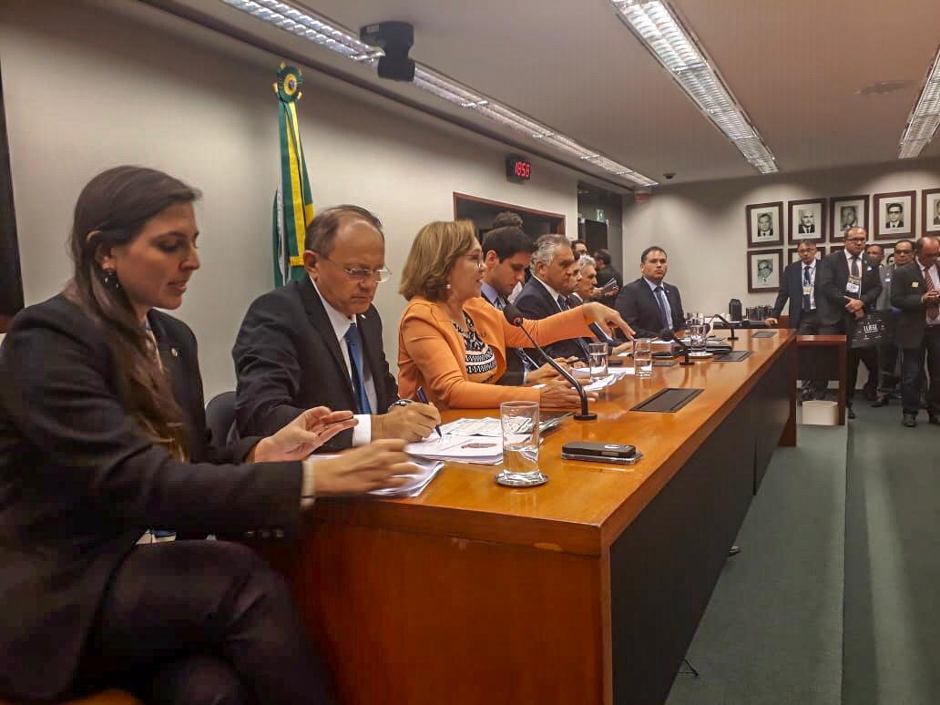 Benes pede emenda de bancada para que municípios invistam em segurança pública