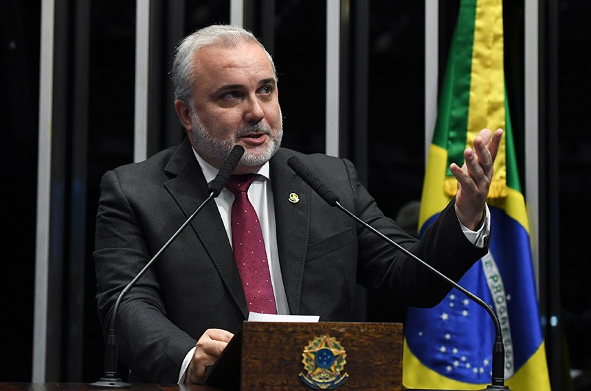 Jean Paul critica governo por tratar Nova Previdência como "solução mágica"