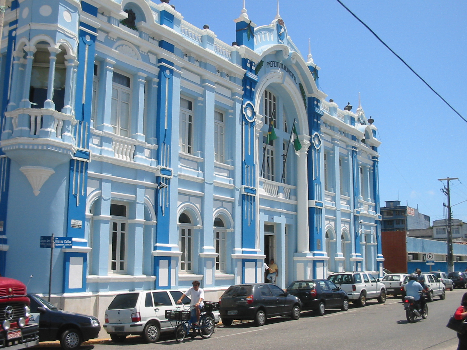 Servidores da saúde farão ato em frente à Prefeitura amanhã
