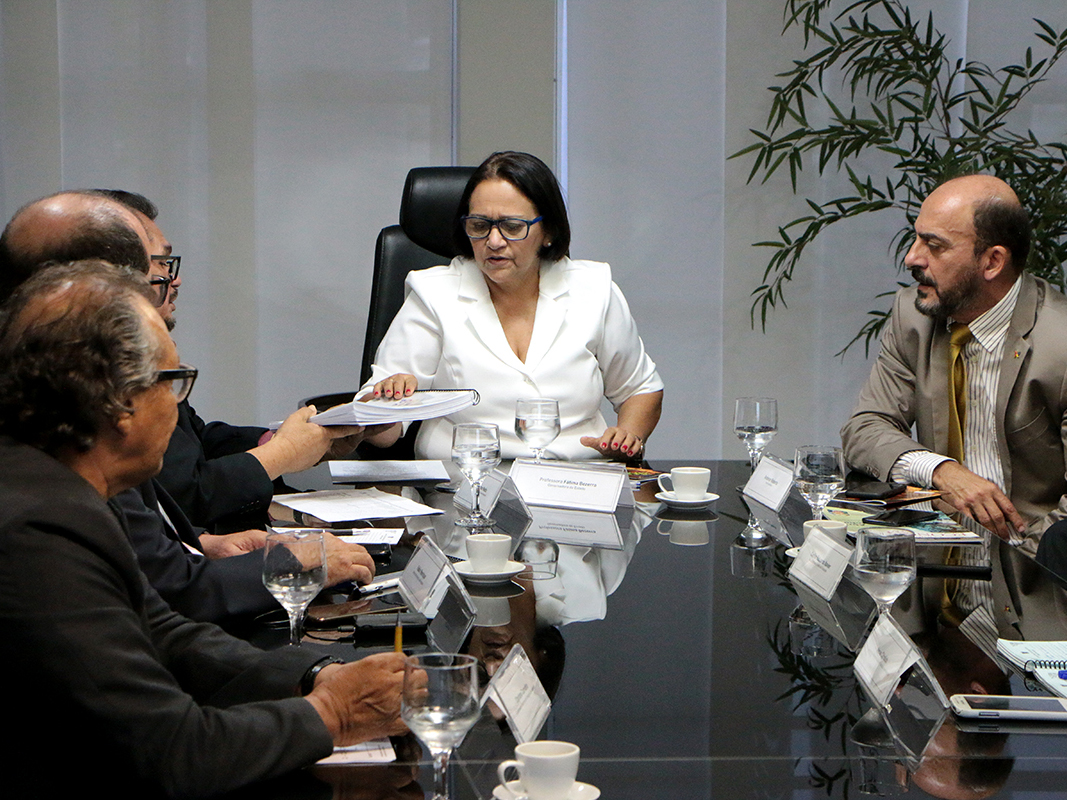 Governadora debate renúncia fiscal promovida pela Lei Câmara Cascudo