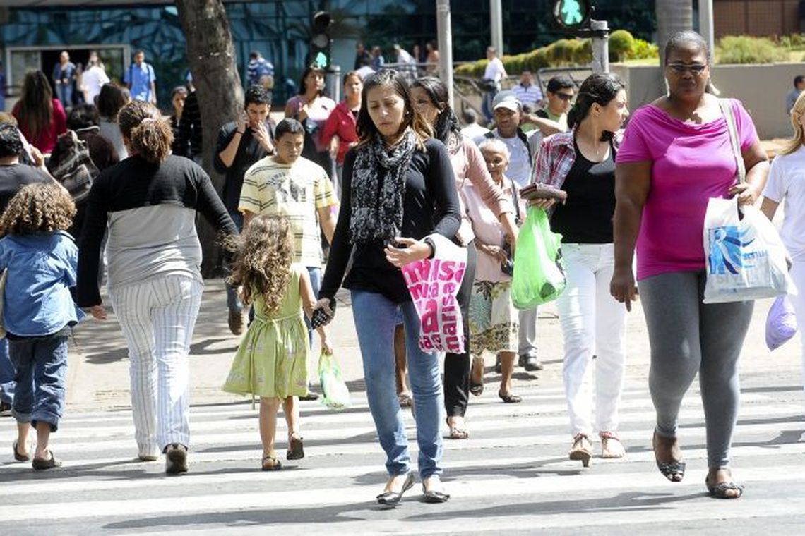 Autoexame da mama não substitui exame clínico, diz Ministério da Saúde