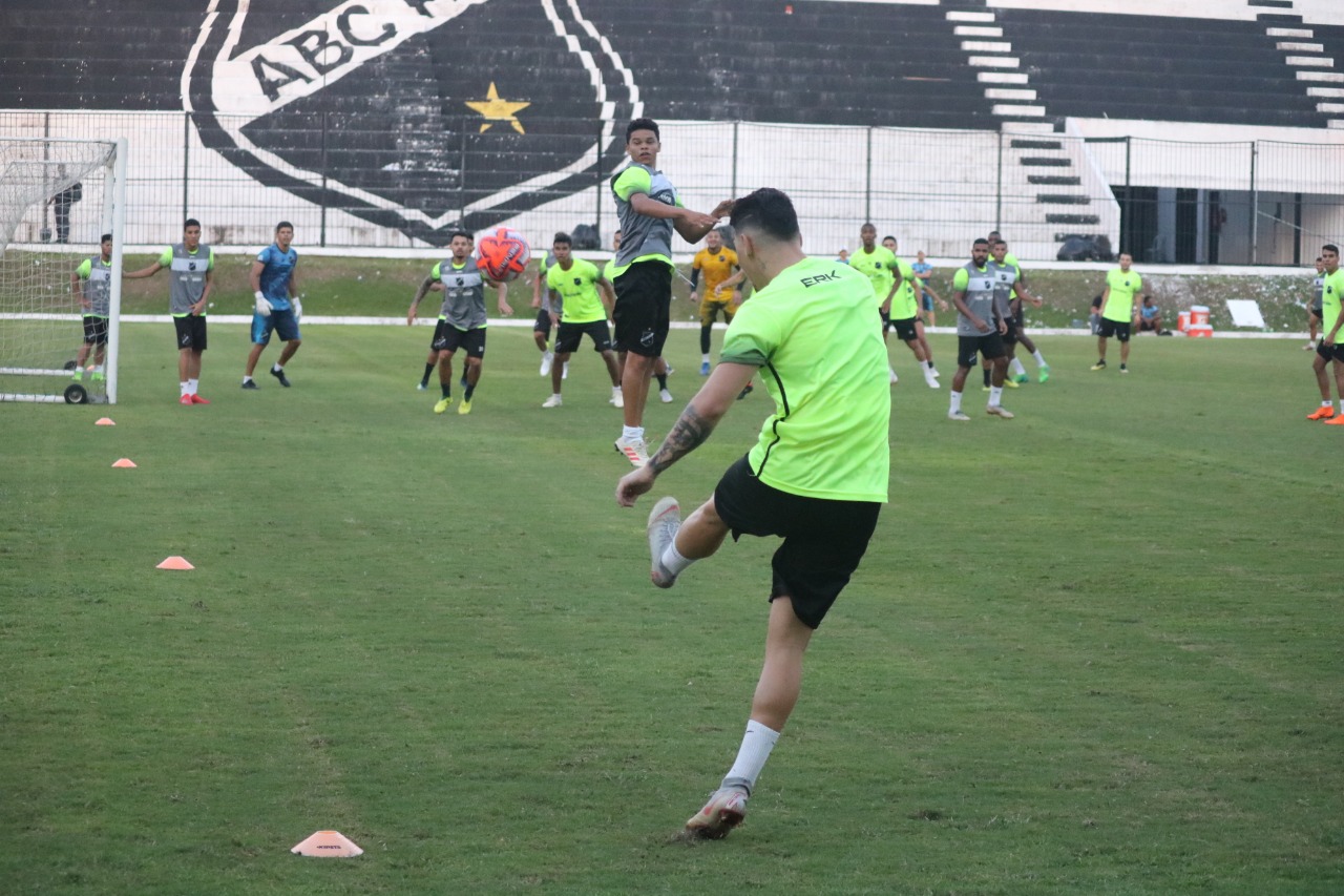 ABC encerra preparação para a segunda e decisiva partida da final