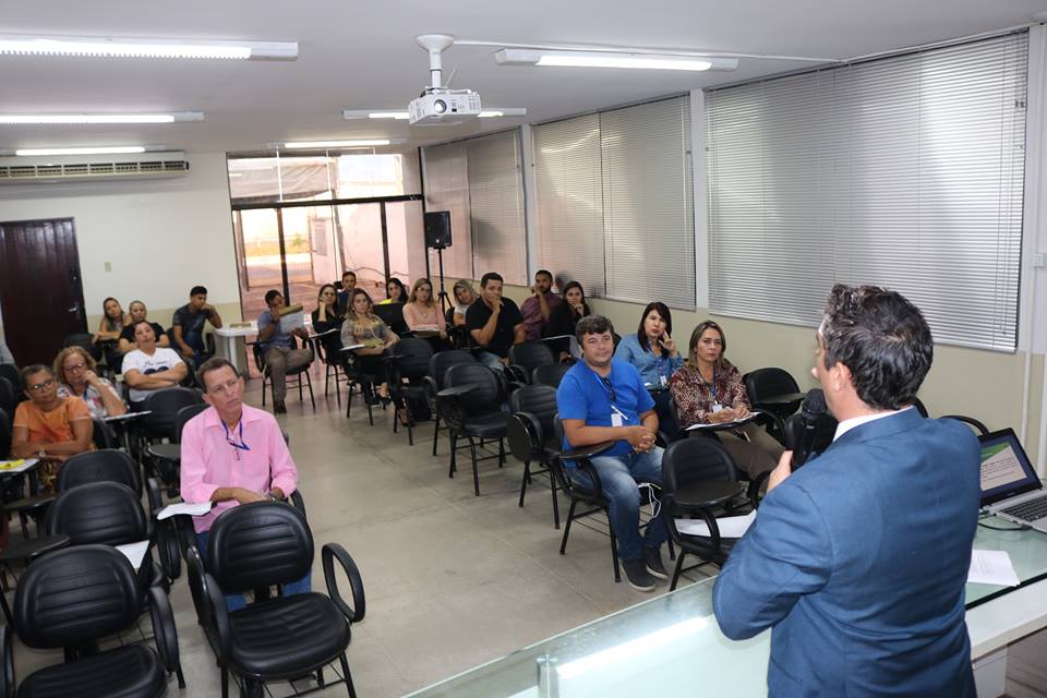 Servidores da Câmara de Parnamirim recebem capacitação sobre Licitação