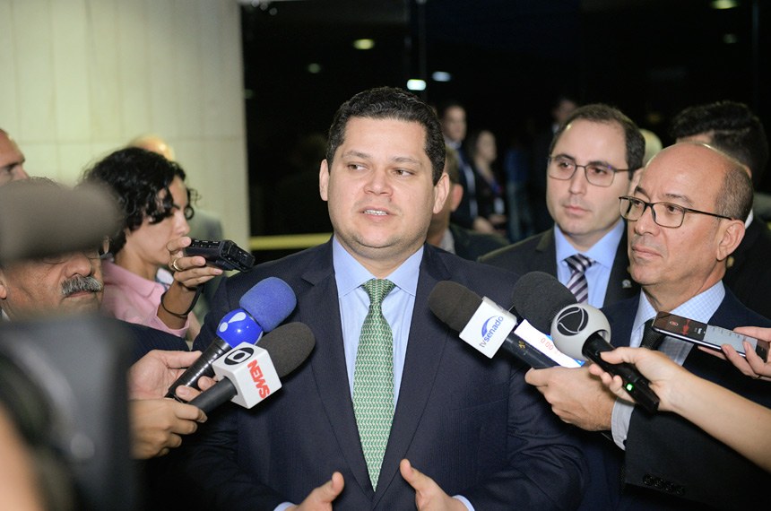 Davi diz que reforma da Previdência trará equilíbrio às contas públicas