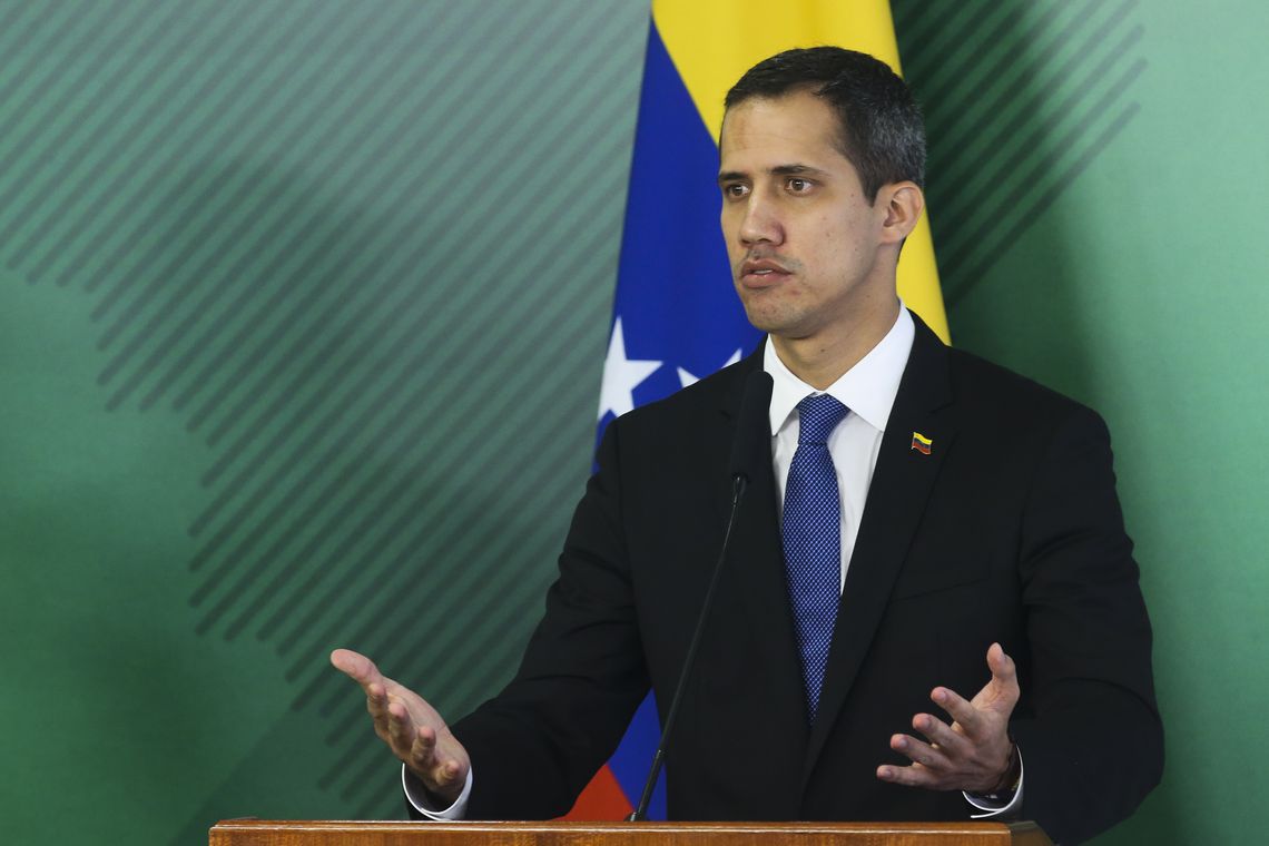 Guaidó pede manifestação pacífica neste sábado na Venezuela