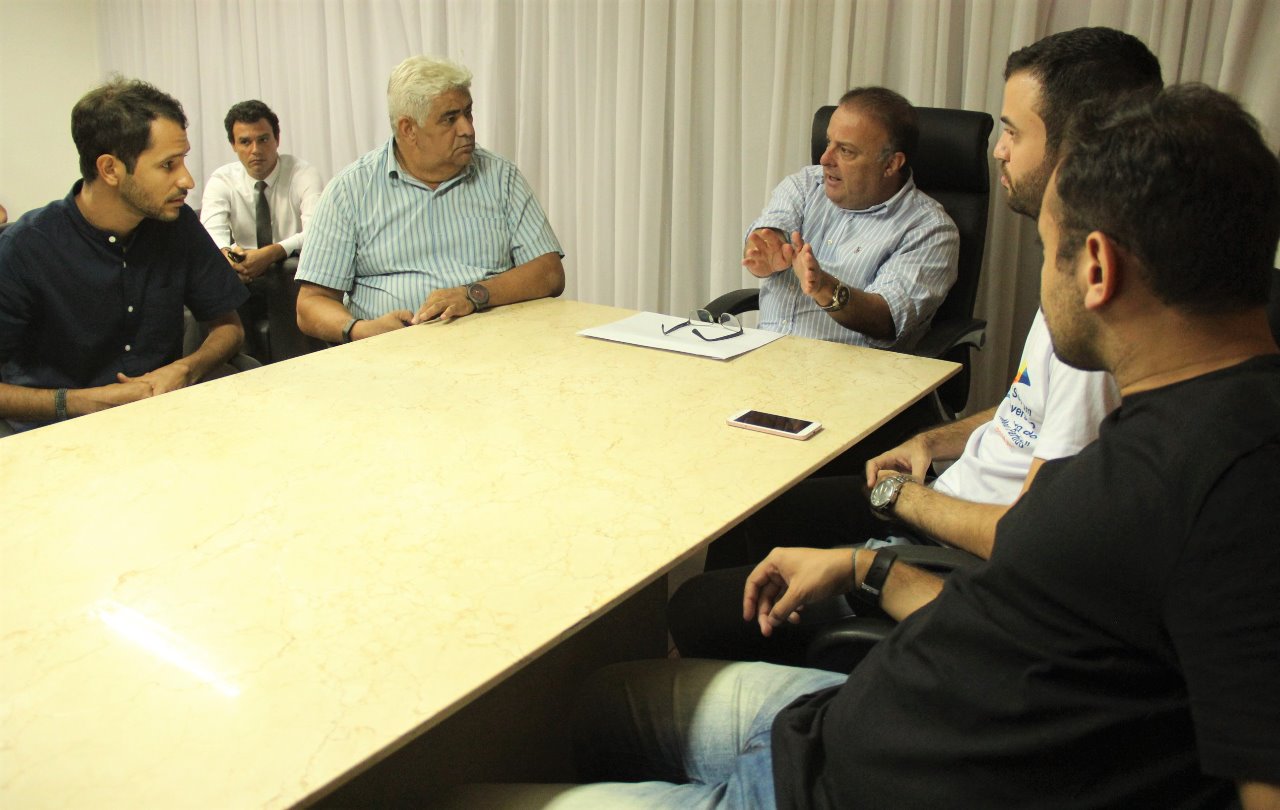 Presidente da Câmara de Natal recebe Caravana da Juventude do PSDB