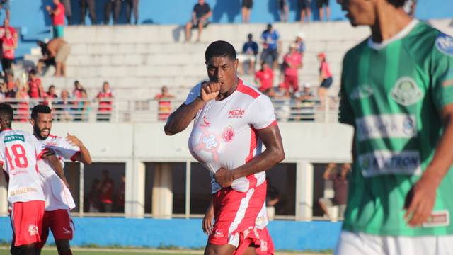 Com show de Max, América atropela o Serrano na estreia da Série D: 6 a 0