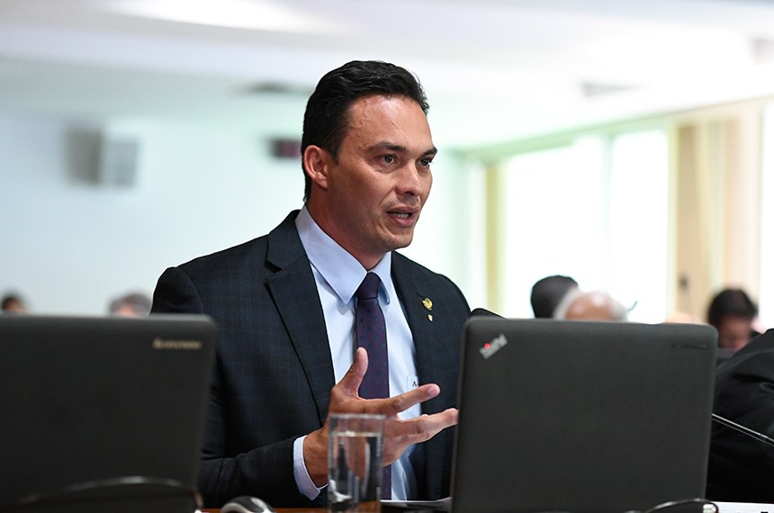 Styvenson diz que internet ampliou possibilidade de pedofilia e pede debate