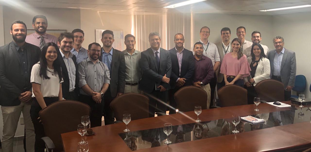 Candidato ao TRT visita advogados que atuam como consultores e auditores do TCE