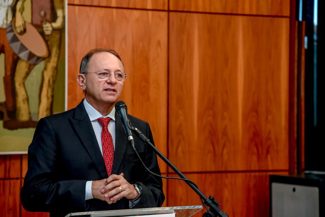 Deputado defende emendas de bancada para viabilizar facções têxteis no interior