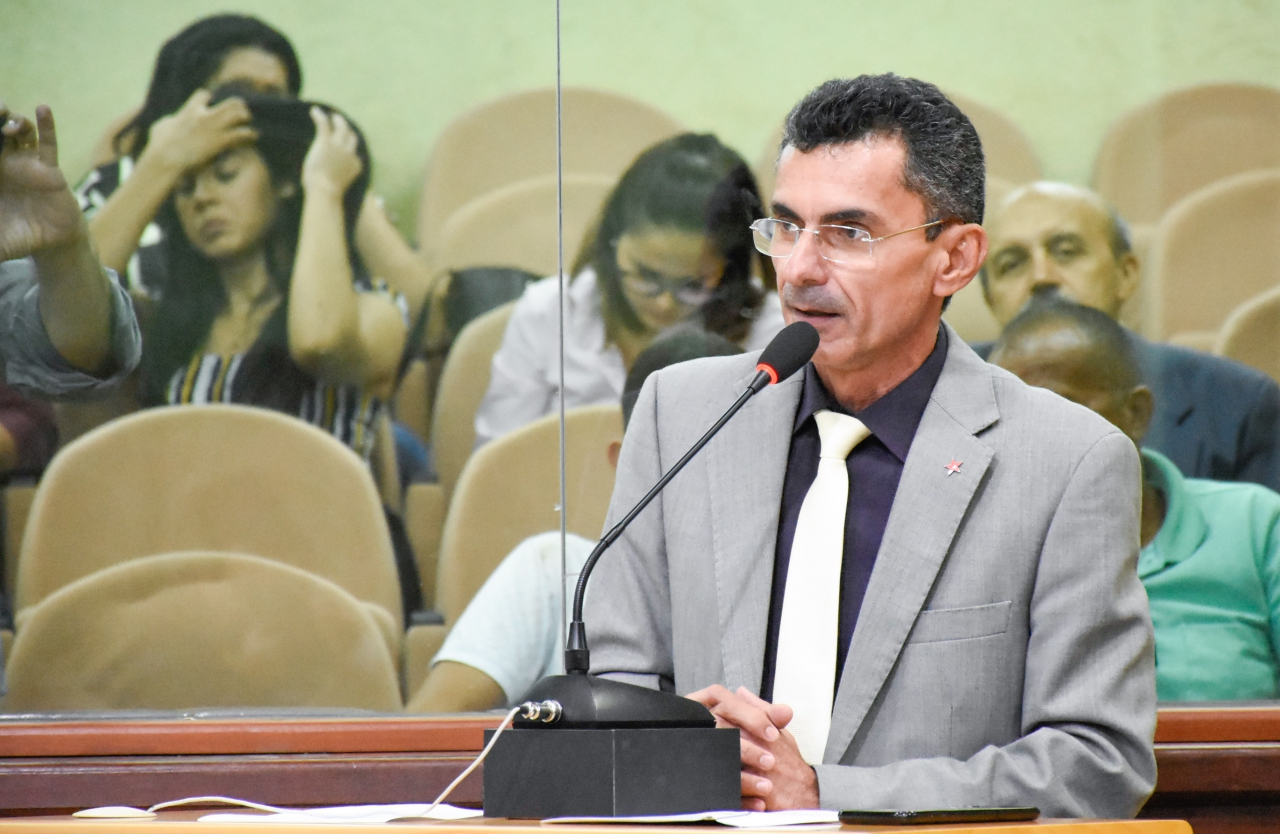 'Governo Fátima não é perfeito, precisa melhorar, mas povo aprova', diz petista