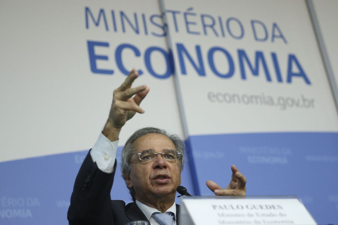 Guedes diz que é preciso simplificar para economia crescer