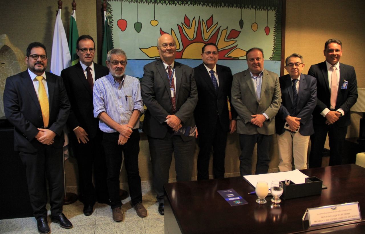 Câmara de Natal e Assembleia assinam termo de compartilhamento de tecnologia