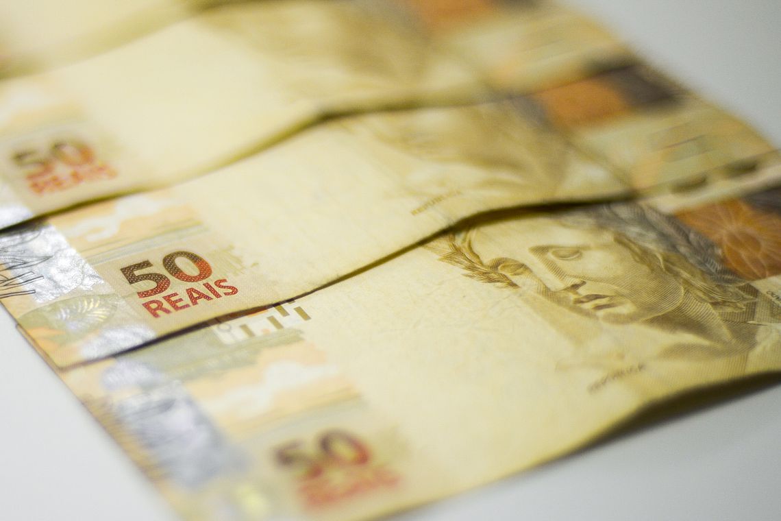 Contas públicas têm saldo positivo de R$ 6,6 bilhões