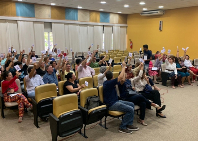 Professores da UFRN decidem aderir à greve geral do dia 14 de junho