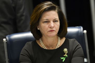 Dodge diz estar à disposição do país para eventual recondução ao cargo