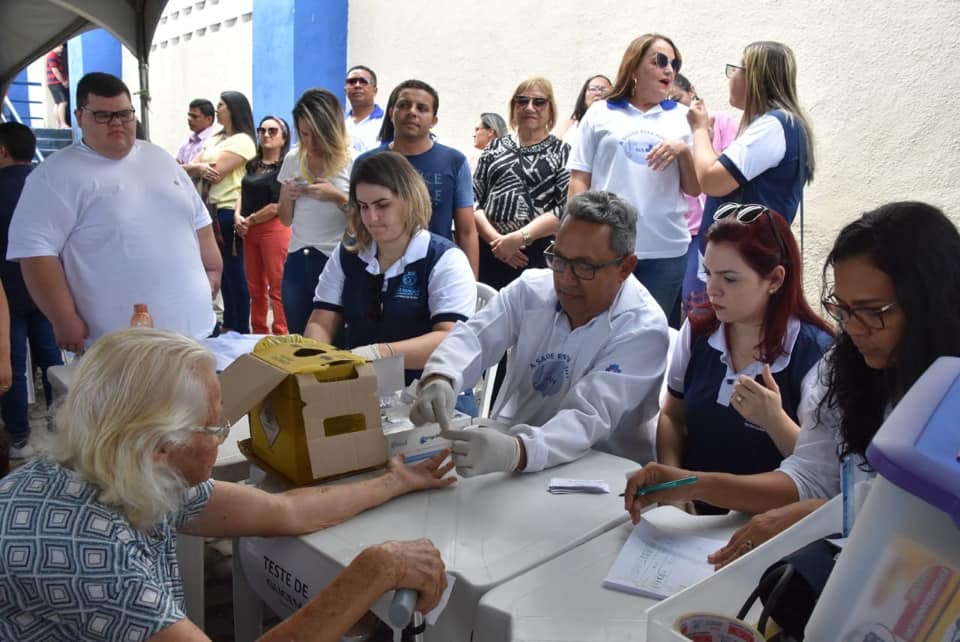 Prefeitura em Movimento realiza quase 10 mil atendimentos em uma semana