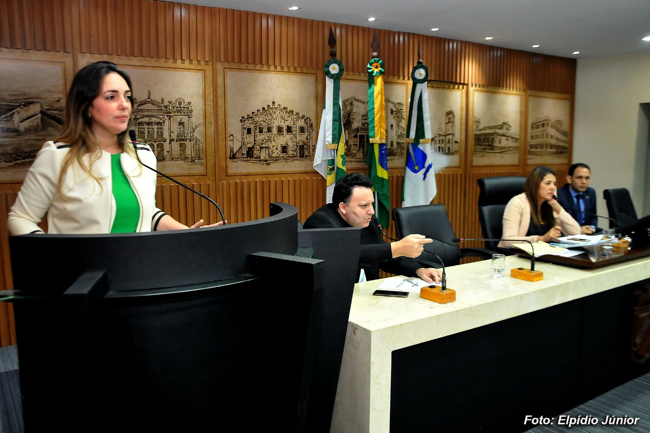 Hino da cidade vai ser toque de entrada e saída nas escolas municipais