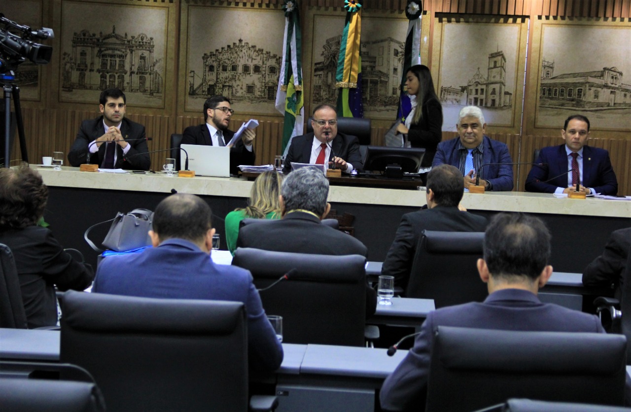 Vereadores começam a votar Lei que beneficia microempresas em Natal