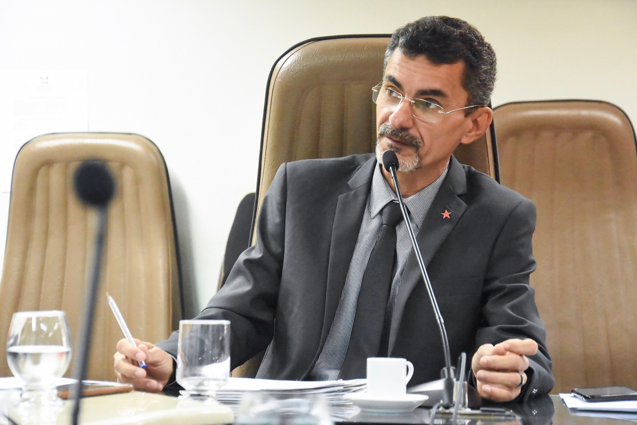 Avança na Assembleia projeto que combate censura nas escolas do RN