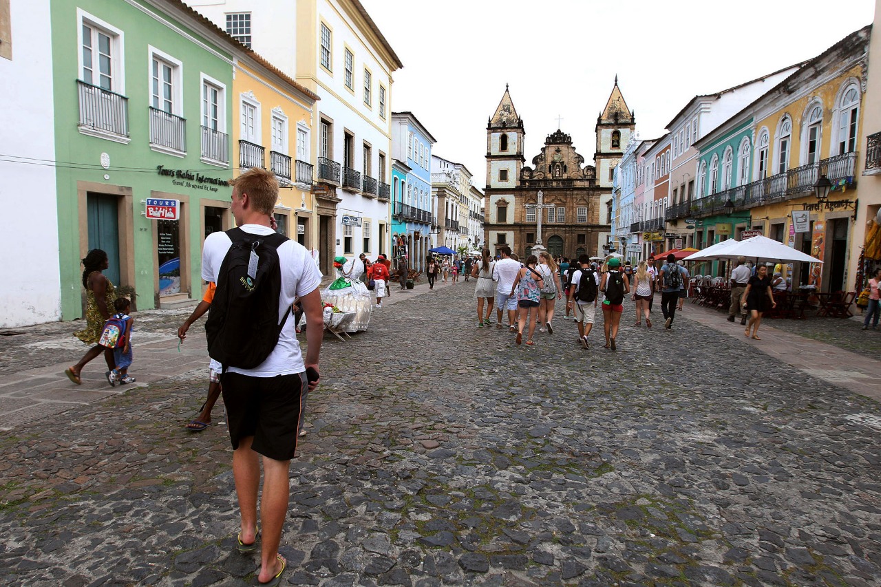 Bahia promove ações estratégicas      para atrair turista norte-americano   